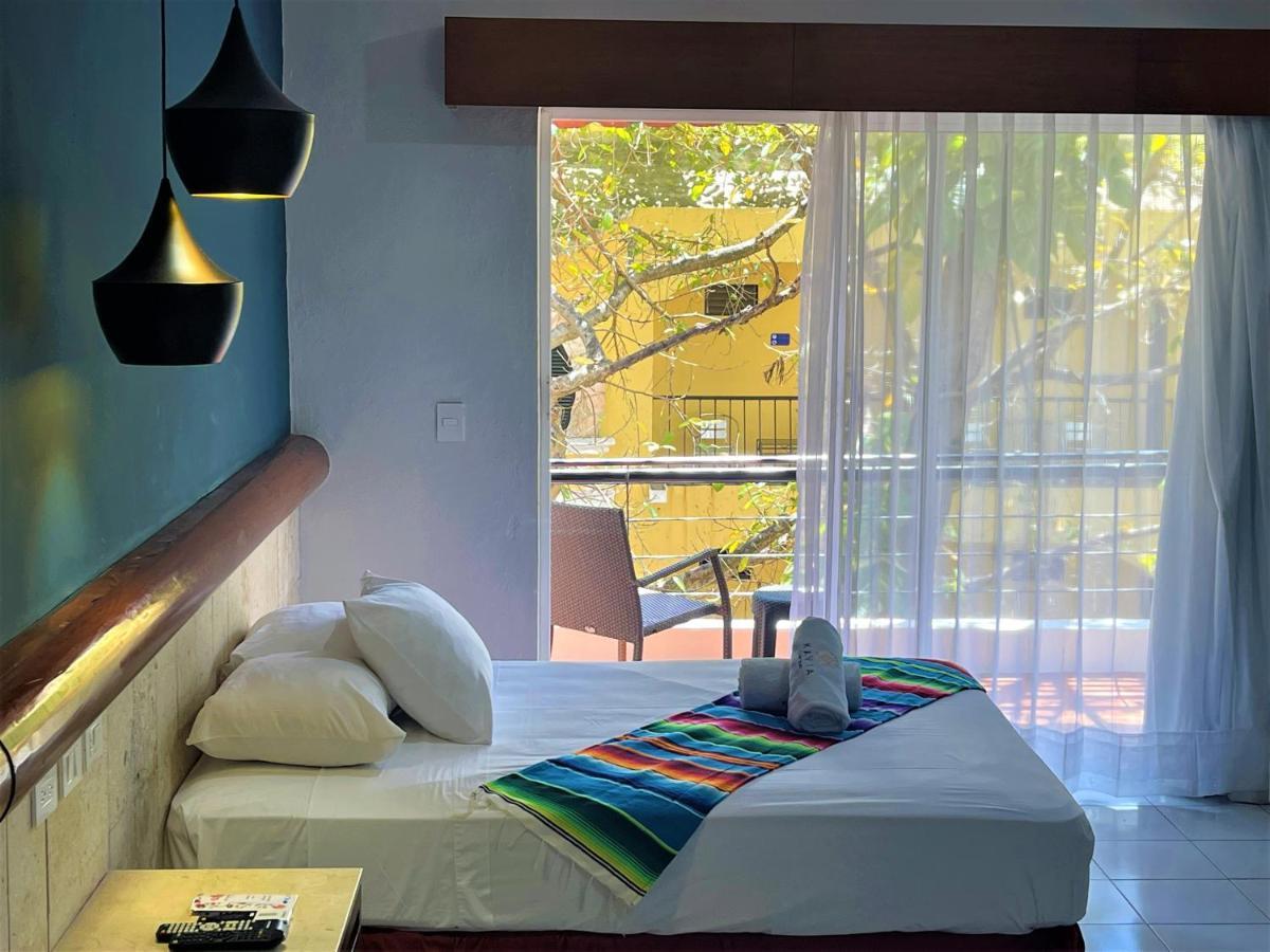 Hotel Mariachi By Kavia 5Th Av ปลายาเดลการ์เมน ภายนอก รูปภาพ